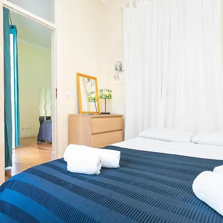Guestready - Spacious 3br Graca Family Apt With City Views! Apartamento *