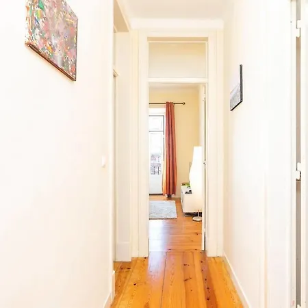 Apartment Guestready - Spacious 3br Graca Family Apt With City Views! Lisbon