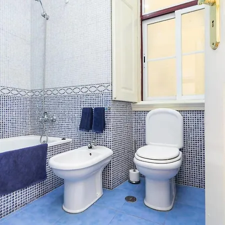 شقة Guestready - Spacious 3br Graca Family Apt With City Views! Lisboa